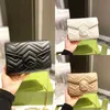 Высочайшее качество из натуральной кожи Кошельки Hangbags Роскошные дизайнерские сумки-кошельки Мужские и женские Держатели для карт Черная овечья кожа 221T