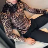 Высочайшее качество Мужская футболка Мода Осень Зима Slim Fit Повседневные футболки Мужские с длинным рукавом с высоким воротником с леопардовым принтом Футболки 220118