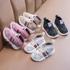 Großhandel Kinderschuhe Anti-Rutsch-weicher Boden Baby Sneaker Casual Flache Turnschuhe Schuhe Kinder Größe Mädchen Jungen Sportschuhe süß