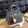 أزياء نساء حقائب الشعر PU Leather Totes Bag Bag Topproidery Crossbody Bag230V