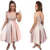Dusty Pink Knee Length Homecoming Dresses 2022 A-Line Cap Sleeve Lace Appliques Backless Satin Elegant Short Party Prom Dresses Cocktail Graduation Gowns With Bow