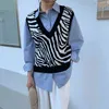 Gilet lavorato a maglia con scollo a V donna moda coreana modello zebrato maglioni senza maniche gilet per capispalla primavera estate 2022 220125
