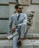 Pinstripe Business Mens Coat Passar Högkvalitativ Dubbelbröst Tuxedos Män Prom Dinner Blazer Suit (Jacka + Byxor)