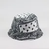 Two Side Wear Woman Paisley Bandana Bucket Hat Reversible Fisherman cap Cool Cycling Hunting Foldable Sunhat Artist Dancing327Y