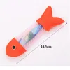 Legendog 2pcs/set Cat Toys Mooie niet-geweven visvorm Cat Chew Toys Cat Ball Feather Interactive Toy Pet Pet Supplies Rand Jllpra