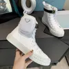 Wheel Black Platform Design Mężczyźni Kobiety Praddas Nylon High Top Sneakers Triple Pada White Fashion Buty Męskie Treny PRD Jakość Nowa rozmiar 35-45 5RVX