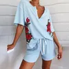 2020 Fashion Pajamas Sets Femmes Femmes à manches courtes Tops + shorts Set Nightwear Pyjamas Femmes Summer Slembear 2PCS / Set Hot Sale Y200708