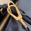 Projektant Onthego 2022 Ladies Crossbody Bag Vintage torebka zwykła klasyczna litera podwójna uchwyt Delikatne torby na torby 022