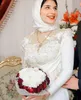 2020 New Muslim Vestidos de casamento Plus Size Lace frisada vestidos de noiva com Hijab Arábia árabe vestido de casamento