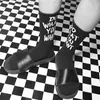 Erkek Çoraplar Komik Trendy Ne Yap İstediğiniz Mektup Uzun Ekip Harajuku Hip Hop Kaykay Kadın Erkek Yenilik Siyah Beyaz Pamuk Çorap