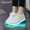27-44 LED Slippers USB verlicht Krasovki Lumineuze gloeiende kinderen LED-schoenkinderen met lichte zool Girlboy sneaker 201113