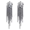 Orecchini pendenti con diamanti d'imitazione nappa per le donne Gioielli con orecchini pendenti lunghi con strass color argento moda di alta qualità