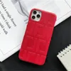 Designer iPhone Case Trend Embossed Brev för iPhone11 Skyddskåpa Mobiltelefon 7Plus / XS hårda skyddsfall