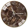 北欧のモダンなガラスの壁掛け時計キッチンクリエイティブな壁の時計家の装飾リビングルームのサイレント時計の時計