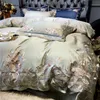 Champagne Blue White Luxury Royal Broderi 100s Egyptisk bomullspalats sängkläder uppsättning Duvet Cover Bed Sheet / Linne Pillowcases T200706