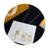 Стильные письма круглые серьги ожерелье женские металлические цепные ушевления для ушных капельков хип-хоп ожерелья в Европе америка студента ювелирные изделия с марками
