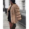 高級レディースベルベットコートファッショントレンドカーディガンのファックスファー長袖厚い暖かいコートデザイナー女性冬の新しいカジュアルプラスサイズの上着