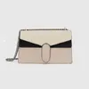 Designer Messenger Torby Luksusowe Satchel Classic Clastle Cross Ciała Dla Kobiet Sliver Łańcuch Torby Na Ramię Flap Torebka Pani Koperta Horseshoe Klamra Klusy Kwiaty