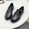 Designer-Luxus-Freizeitschuhe, kurze Stiefel, Damenschuhe aus gebürstetem Leder in Schokoladenbraun, Loafer, Monolith-Dreieck-Logo, schwarze Schuherhöhung, Plateau-Sneaker