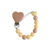 10 färger Nytt kärlek Heart Wood Pacifier Clip Baby Diy Creative Pacifier Chain Cartoon Silicone Pärlor Trä napphållare Z22364689234