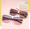 Designer solglasögon Rimless Luxury Solglasögon Square Men Women Fashion Shades UV400 Vintage Glasses