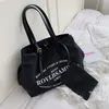 HBP Tote Büyük Çanta Kadın 2021 Yeni Moda Kore Casual Mektup Tuval Tasarımcılar Omuz Çantaları Mumya Çanta Çanta Avrupa ve Amerika toptan
