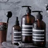 Bruin glazen opslagfles 100 ml etherische olie lege druppelaar 250 ml 500ml badkamer zeepdispenser voor shampoo douchegel 211222