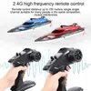 RC Racing Boat Ny radio Fjärrkontroll Dual Motor Speed ​​Boat High-Speed ​​Strong Power System Fluid Typ Design Outdoor RC Båt