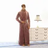 Mäns och kvinnors långa robe plysch fleece golv-längd plus storlek badrock full längd kläder sleepwear lounge slitage fuzzy klänning 201109
