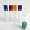 50pcs / Lot 5ml rouleau vide-Perfume Bottle Vials Rouleau de verre en aluminium Rechargeables Cap balle Huiles Essentielles colorés