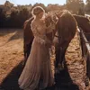 Vintage Country Western Wedding Dresses Lace Long Sleeve gypsy Striking Boho Bridal Gowns Hippie Style Abiti da spos