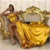 2022 Amarelo Sweetheart Sweetheart Satin Sereia Split Split Prom Vestidos Preto Meninas Ruched Formal Sweep Train Formal Party Vestidos de noite BC4039