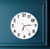 ساعة عكسية على مدار الساعة أرقام غير عادية إلى الوراء ساعة زخرفية حديثة ساعة ساعة ممتازة لجدارك Y200109303D