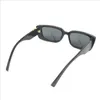 Summer Sunglasses Man Woman Unisex Fashion Glasses Retro Small Frame Design UV400 Red Square Sunglasses for Women 4 Color Optional