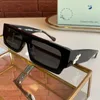 2021 Nueva moda clásica rectangular 40008U Gafas 8.0MM Placa de policarbonato Gafas de sol con montura con muescas para hombres y mujeres Gafas de sol blancas