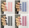 Les autocollants pour ongles sont l'article le plus en vogue au monde, avec des manucures mates et pailletées complètes, des autocollants 3D imperméables pour ongles 10pic