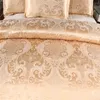 Claroom Jakarlı Yatak Seti Kraliçe Kral Nevresim İpek Yatak Çarşafları Yorgan Yüksek Kalite Lüks Altın Renk 2 / 3pcs Yorgan C1018