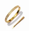 Bangle armbandontwerper 2023 Volledige diamant roestvrij staal Gold Ladies heren kristal schroevendraaiermoord met stofzak mode cadeau geen doos kgna