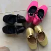 Sıcak Satış-ToptanWomen Sandalet Marka Tasarımcısı Lüks Saten Bez Pompalar Kristal Toka Bahar Kadın Parti Pist Ayakkabı Yuvarlak Ayak Wom
