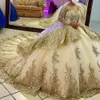 Lange mouwen Champagne Gold Quinceanera Jurken Baljurk Meisjes Prinses Satin Prom Masquerade Sweet 16 Dresses voor 15 jaar