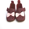 Hot Sell Baby Girls Sandals First Baby Skor Gratis frakt LJ201104