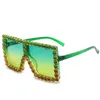 Uppdaterad 18 färger Kvinnor Square Rhinestone Solglasögon Oversize Colorful Diamond Frame Luxury Shades Big Sun Glasses Partihandel