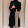 TWOTWINSTYLE Split Schwarz Pullover Frauen Langarm Rollkragen Gestrickte Pullover Tops Weibliche Kleidung Koreanische Winter 201224