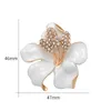 Szpilki, Broszki Emalia Broszka Szpilki Rhinestone Crystal Lily Kwiat Dla Kobiet Ślub Bukiet Bridal Biżuteria Akcesoria Urodzinowe Prezent1