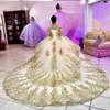 Lange mouwen Champagne Gold Quinceanera Jurken Baljurk Meisjes Prinses Satin Prom Masquerade Sweet 16 Dresses voor 15 jaar