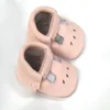 Yenidoğan Bebek Moccasin Bebekler Ayakkabı Yumuşak Alt Hakiki Deri Yürüyor Bebek İlk Yürüdü Kız Sandalet LJ201104