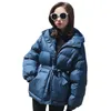 Moda azul apertado cintura grosso para baixo jaqueta de algodão inverno jaqueta casaco mulheres plus tamanho com capuz quente fêmea fêmea acolchoado t200319