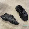 Kapcie Sandały Track Kobiety Turystyka Summer Buty Kobiet Hak Pętla Zapatos De Mujer Platformy Mieszkania Beach Slide Cool Clunny Sneakers 44LT # N1U