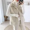 Gilet invernale Giacche in lana di agnello addensato Gilet caldo da donna Colletto rovesciato Tasche con bottoni nascosti Capispalla Cappotto senza maniche1