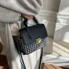 Bolsos cruzados de cuero de PU pequeños de diseñador con asa corta para bolsos y bolsos de señora para mujer